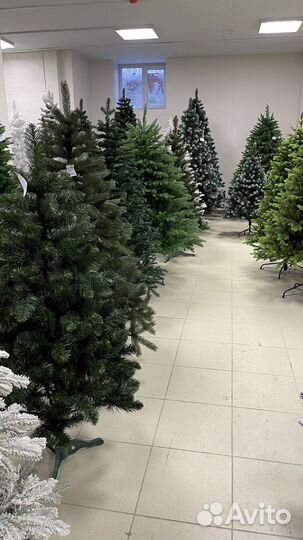 Ель искусственная,сосна,заснеженная