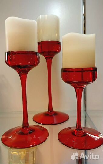 Стеклянные подсвечники