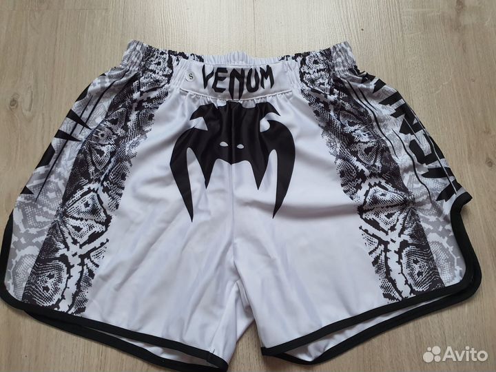 Шорты для тайского бокса Venum
