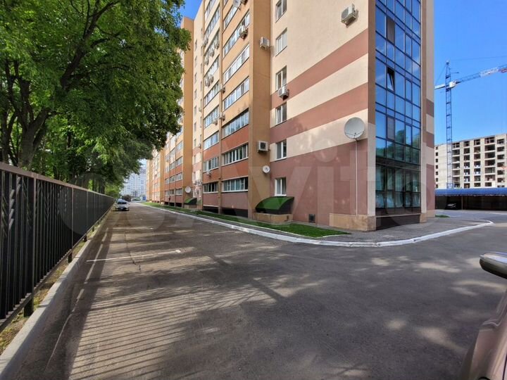 2-к. квартира, 64,3 м², 1/10 эт.