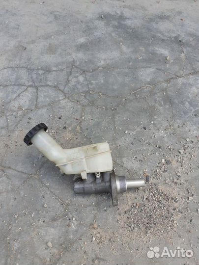 Митсубиси ланцер 10 главный тормозной цилиндр