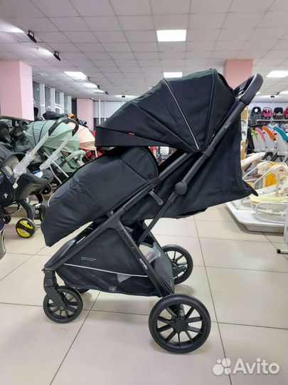 Прогулочная коляска Carrello Nero до 22 кг