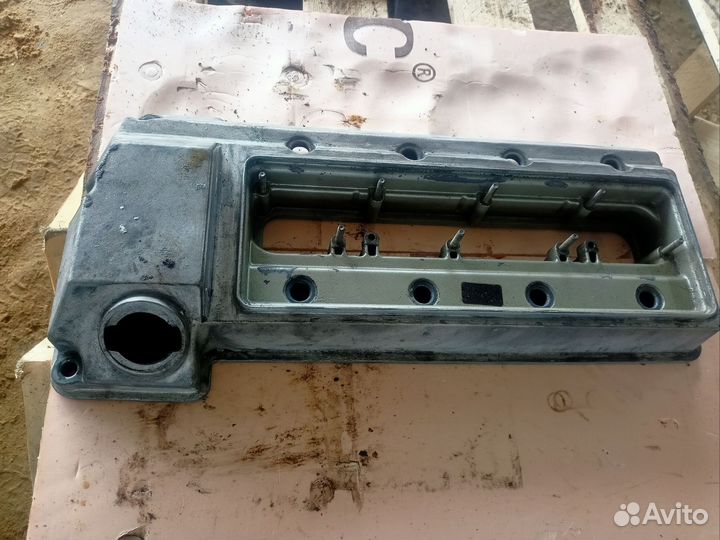 Крышка клапанов Range Rover Vogue