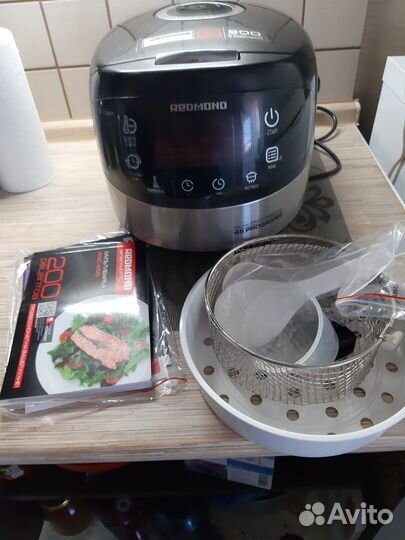 Мультиварка redmond