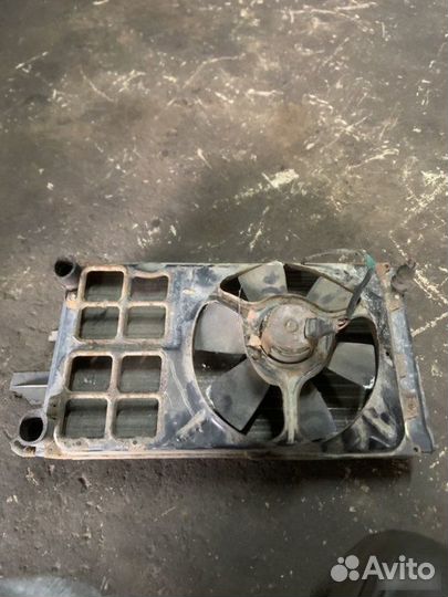 Радиатор охлаждения Volkswagen Golf 1983-1992