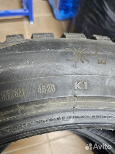 Pirelli Scorpion Ice Zero 2 285/45 R22 114H