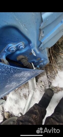 Петли двери ford focus 2