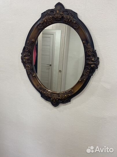 Зеркало настенное