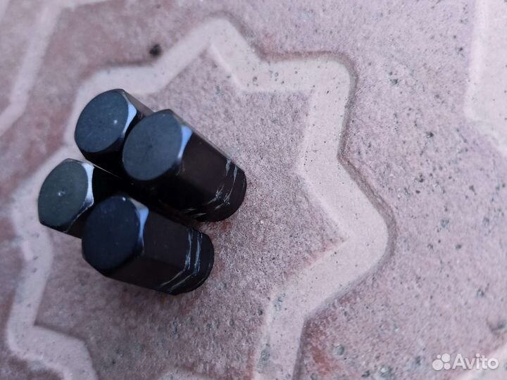 Колпачки для машин