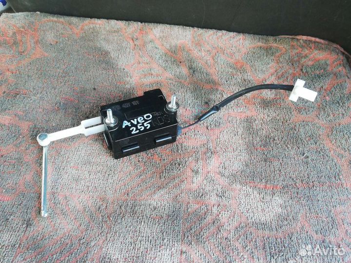 Привод замка багажника Шевроле Авео Т255