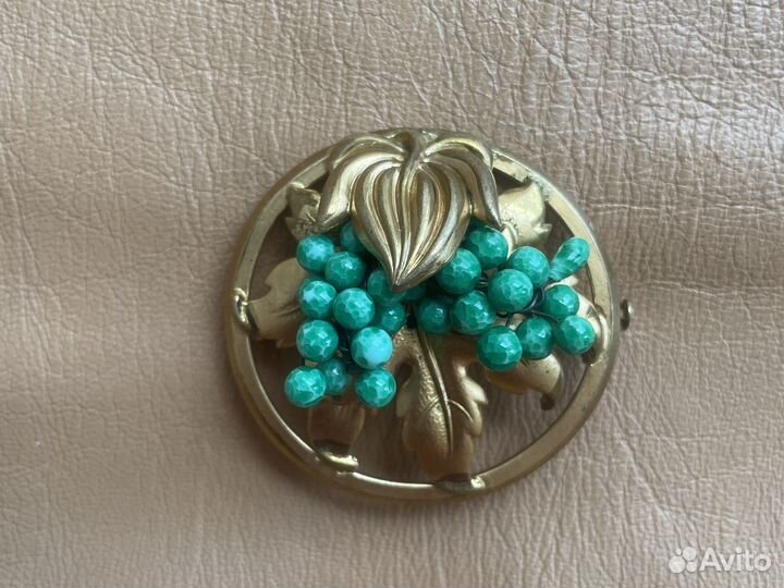 Брошь гроздь винограда Шомпол Germany винтаж