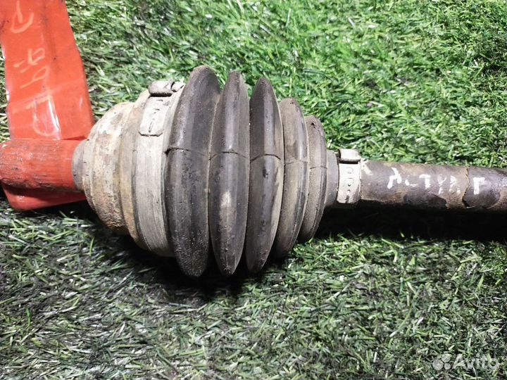 Привод (полуось) левый Opel Astra G