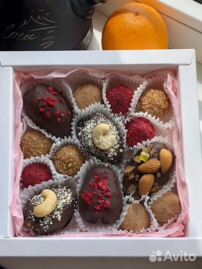 Финики в шоколаде. Сухофрукты в шоколаде. Трюфель