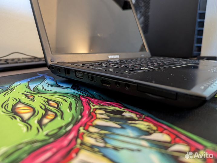 Ноутбук Samsung r418