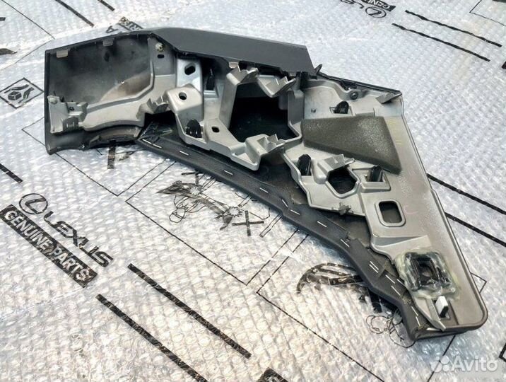 Накладка консоли Toyota Land Cruiser 200