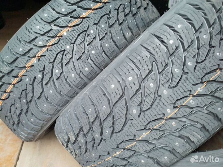 Ikon Tyres Autograph Ice 9 SUV 245/50 R20 105T