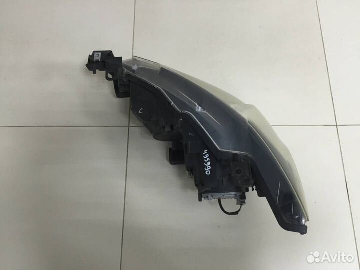 Фара правая Mazda Mazda6