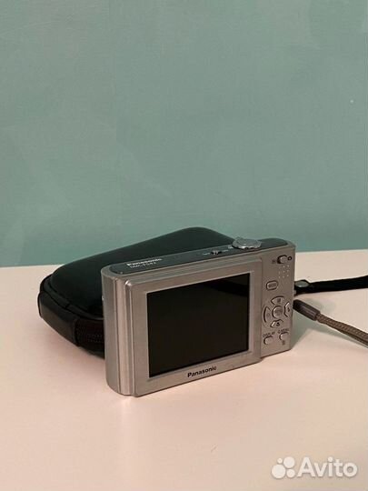 Компактный фотоаппарат Panasonic Lumix DMC-FS42