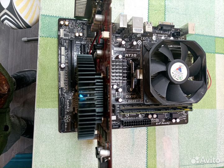 Мат. плата с процессором, памятью и видеокартой