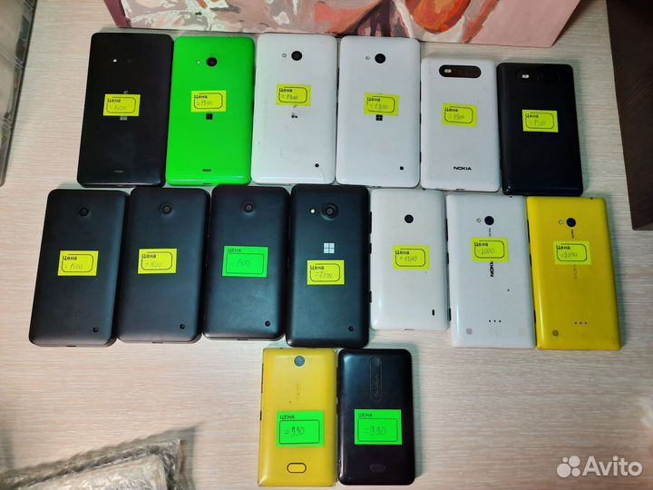 Лот телефонов Microsoft/Nokia