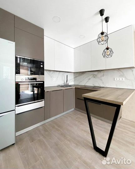 Кухня п-образная на заказ