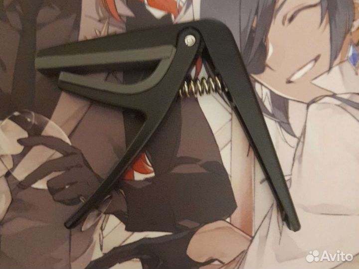 Каподастр для укулеле