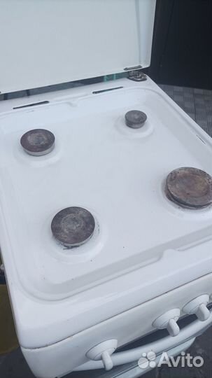 Продам б/у газовую плиту
