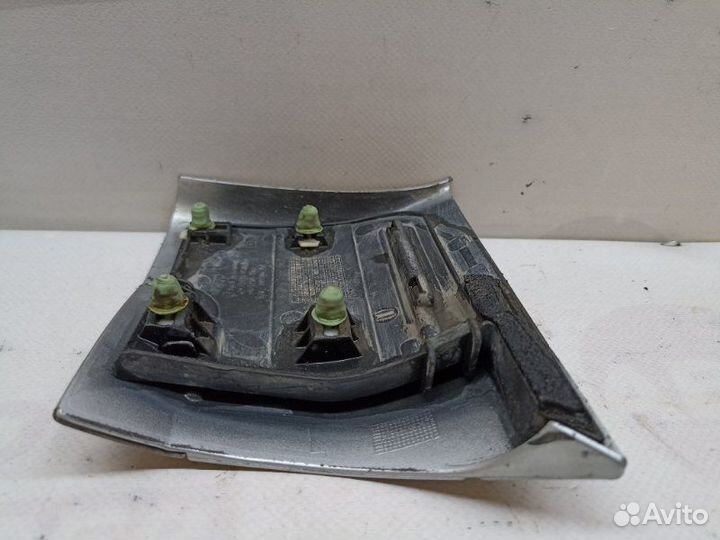 Молдинг на крыло передний левый Porsche Cayenne