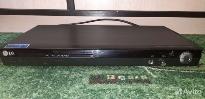 DVD плеер LG DGK-774