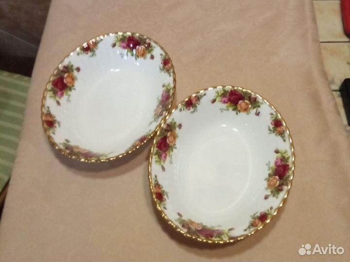 Салатник Royal Albert Old Country Roses