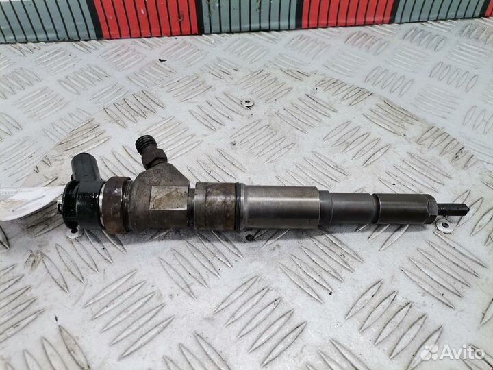 Форсунка BMW 1 E81/E82/E87/E88 2006 13537793836