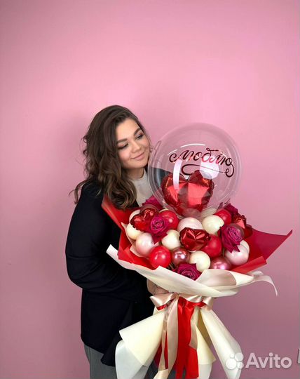 Букет из шаров с цветами