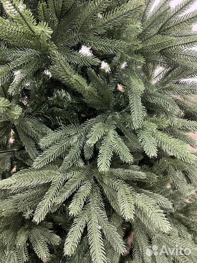 Ель новогодняя. 1.8м. Литая+пвх