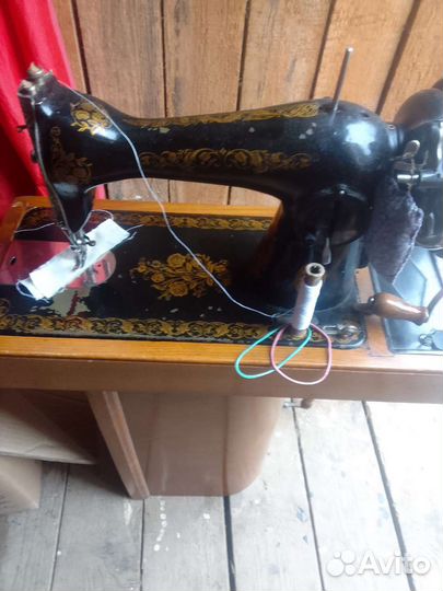 Швейная машина Подольск ручная