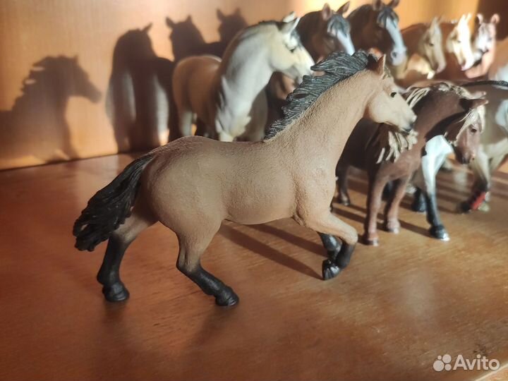 Фигурки лошадей шляйх игрушки лошади schleich