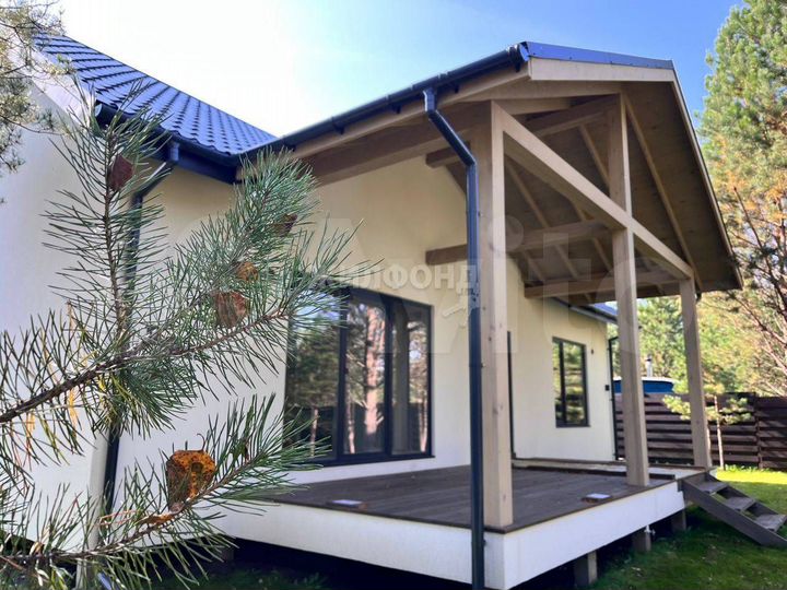 Коттедж 101,8 м² на участке 7,9 сот.