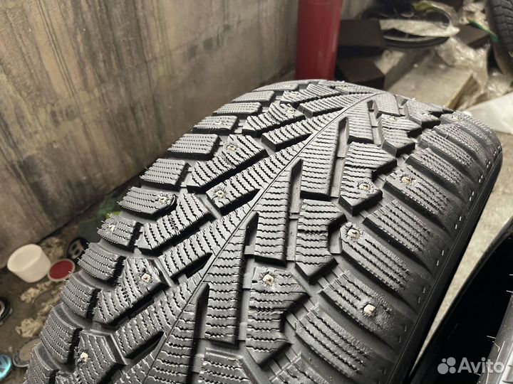 Pirelli Ice Zero 265/40 R21 105H