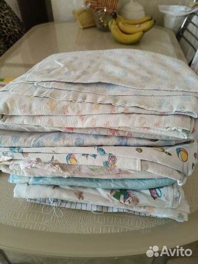 Детская кроватка с матрасом и бортиками