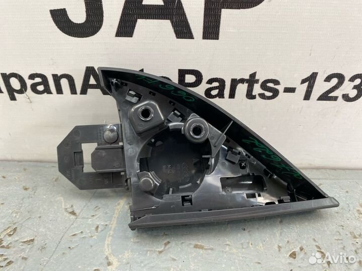 Крышка зеркала передняя левая Audi A5 8T cdnc 2010