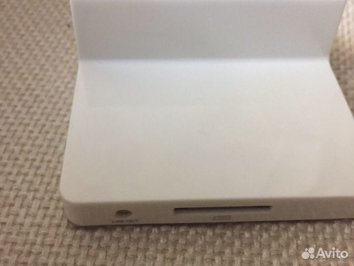 Док станция IPhone5/4 / iPad Connection Kit