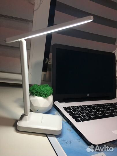 LED настольная лампа с аккумулятором