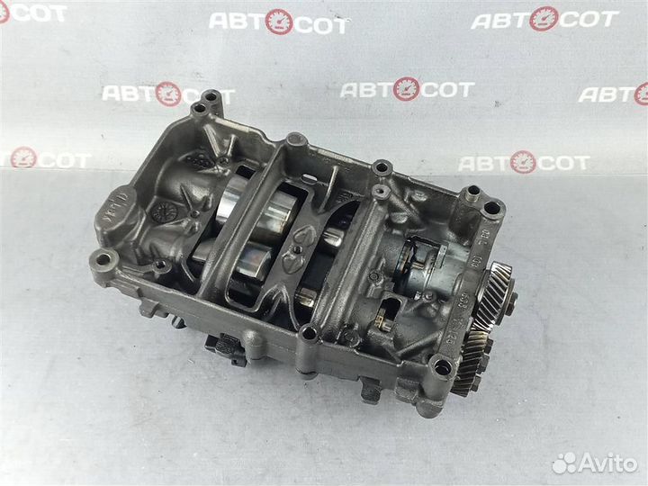 Модуль балансирных валов с масляным насосом Skoda