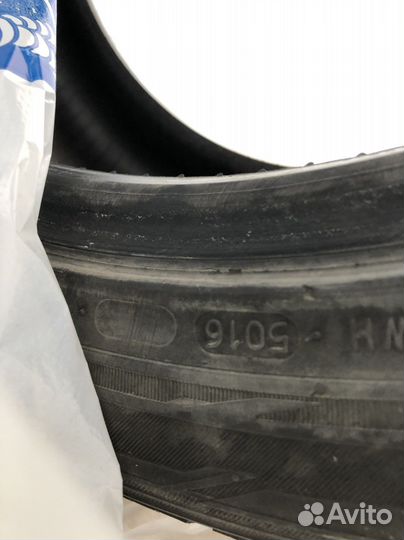 Nokian Tyres Hakkapeliitta R2 SUV 295/40 R21 111