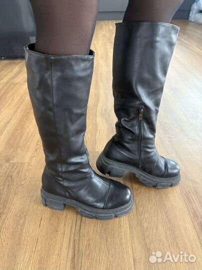 Зимние женские сапоги 38