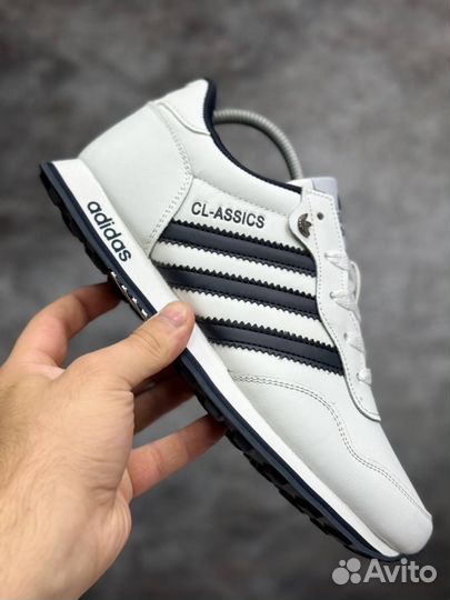 Кроссовки Adidas Classic Lux – высокое качество