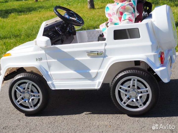 Электрическая машинка детская
