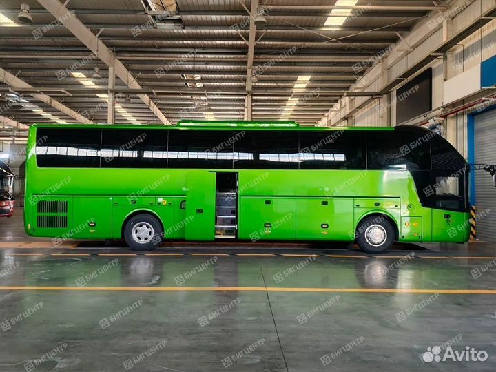 Туристический автобус Zhong Tong LCK6127H Compass, 2023
