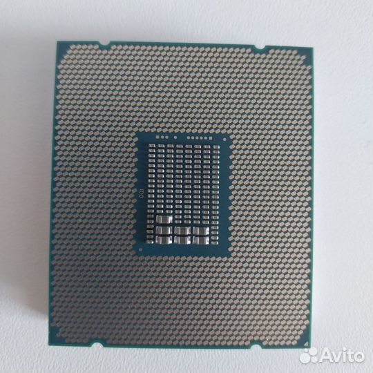 Процессор Intel Xeon E5-2697v4