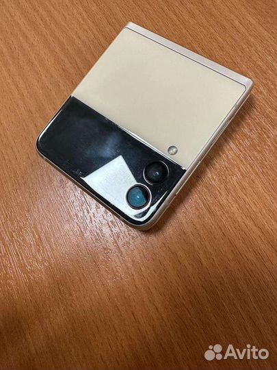 Samsung Galaxy Zflip 3