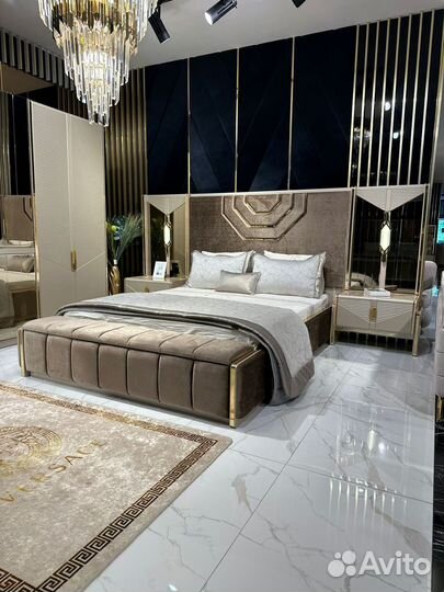 Спальный гарнитур